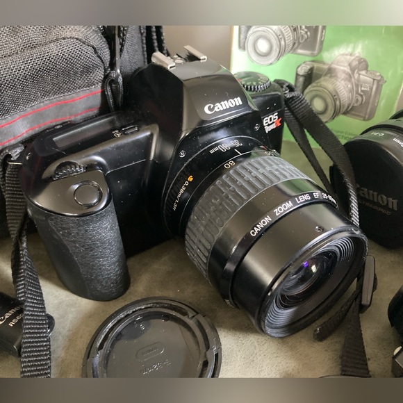 Canon EOS Rebel 35 mm camera (1993) - Picture 4 of 14